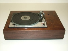 L75 - Nussbaum dunkel 02